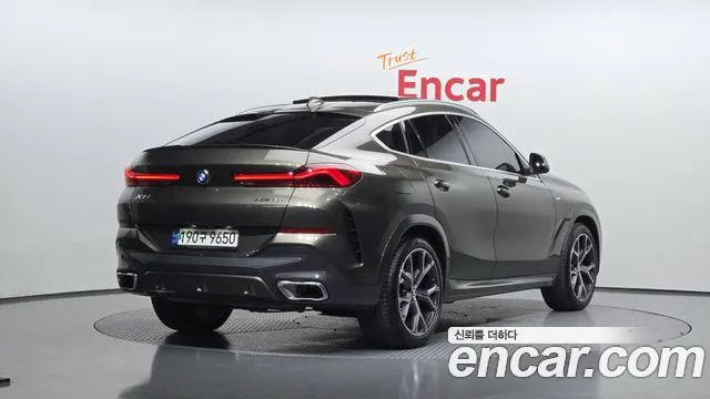 BMW X6 xDrive40i M Sport — Фото автомобиля 2