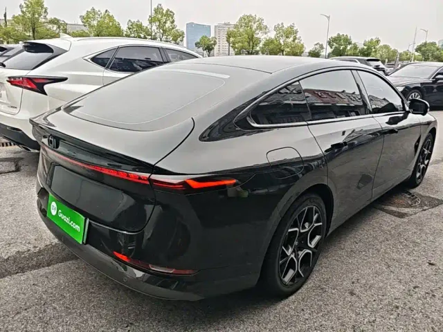 Changan Qiyuan A07 — Фото автомобиля 6