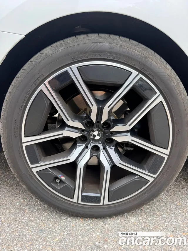 BMW 7 Series G70 — Фото автомобиля 5
