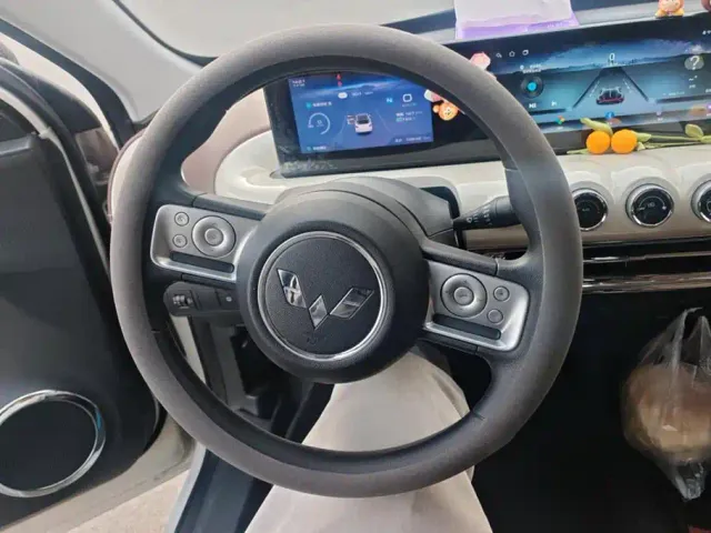 Wuling Bingo — Фото автомобиля 15