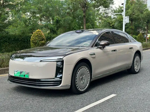 Фотография автомобиля — Maextro S800