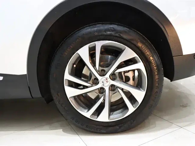 Buick Envision S — Фото автомобиля 20