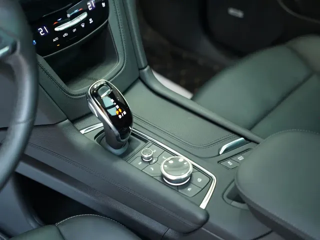 Cadillac XT6 — Фото автомобиля 15