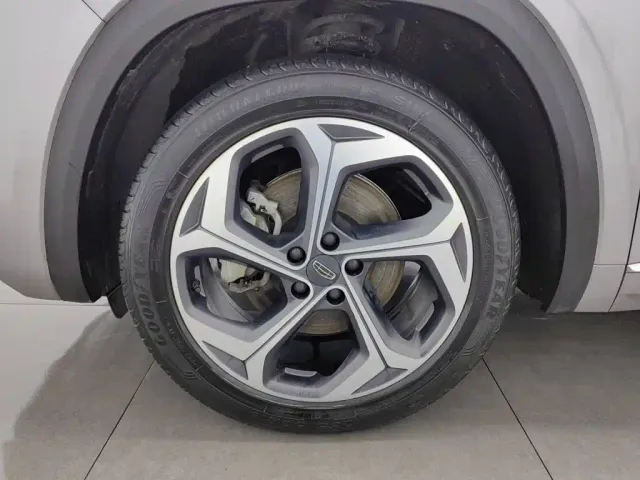 Geely Xingyue L — Фото автомобиля 17