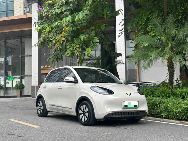 Wuling Bingo — Фото автомобиля 13