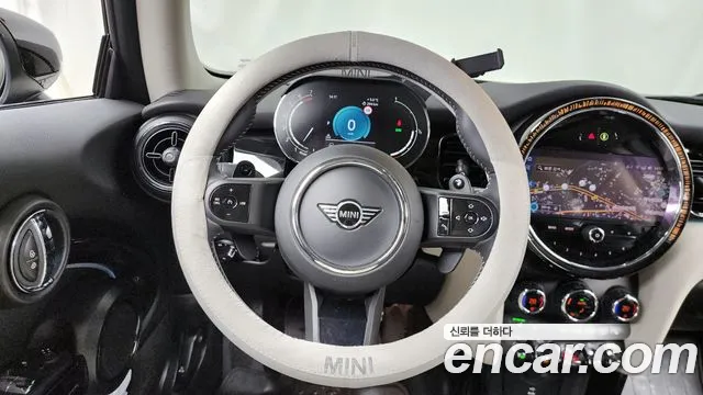 Mini Cooper — Фото автомобиля 13
