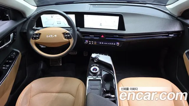 Kia EV6 — Фото автомобиля 2