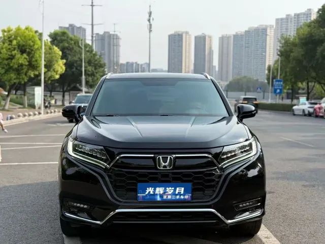 Honda UR-V — Фото автомобиля 2