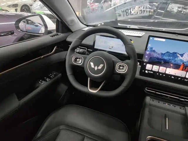Wuling Starlight — Фото автомобиля 10