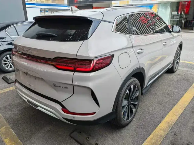 BYD Song PLUS — Фото автомобиля 2