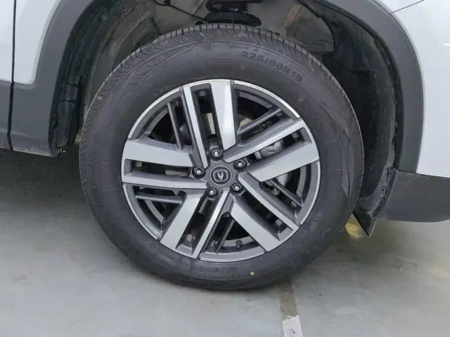 Changan CS75 — Фото автомобиля 6