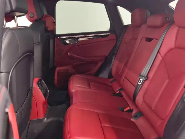 Porsche Macan — Фото автомобиля 9
