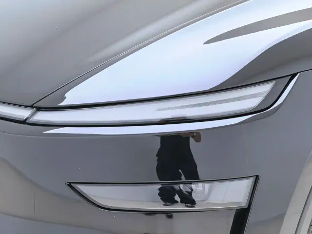 Tesla Model Y — Фото автомобиля 15