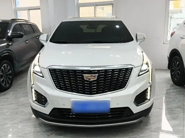 Cadillac XT5 — Фото автомобиля 2
