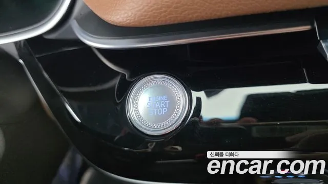 Genesis G80 Бензин 2.5 турбо AWD — Фото автомобиля 24