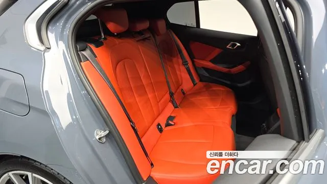 BMW 1 Series F40 — Фото автомобиля 18