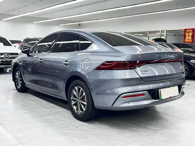 BYD Qin PLUS — Фото автомобиля 6
