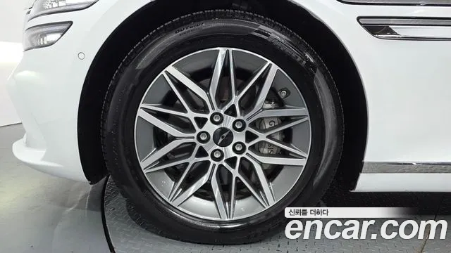 Genesis G80 RG3 — Фото автомобиля 5