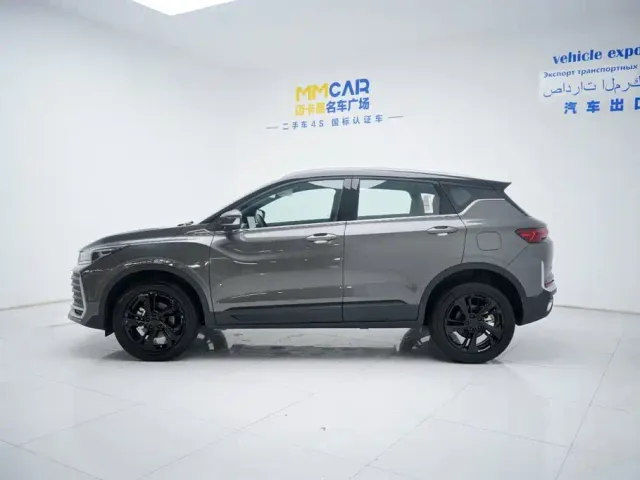 Geely Binyue — Фото автомобиля 9