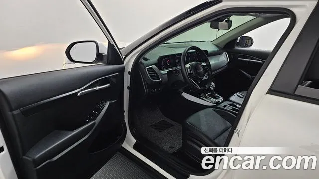Kia Seltos — Фото автомобиля 15