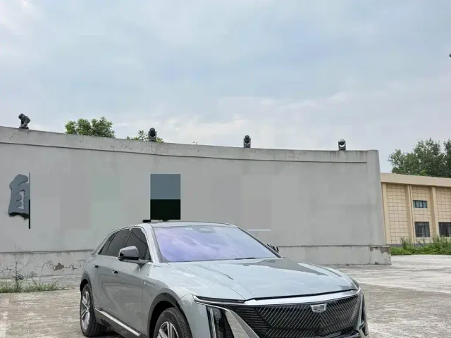 Cadillac Lyriq — Фото автомобиля 5
