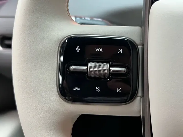Li Auto i6 — Фото автомобиля 19