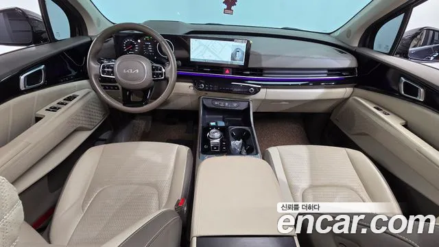 Kia Carnival Generation 4 — Фото автомобиля 9