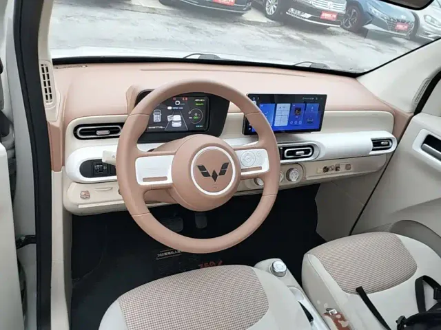 Wuling Hongguang Mini EV — Фото автомобиля 9