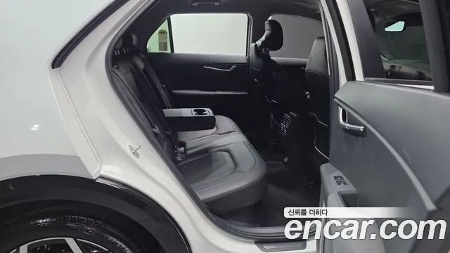 Kia Niro The All New Niro Signature — Фото автомобиля 11