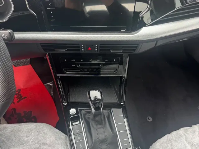 Volkswagen Passat — Фото автомобиля 13