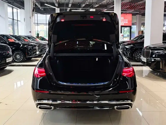 Mercedes-Benz Maybach S-Class — Фото автомобиля 11