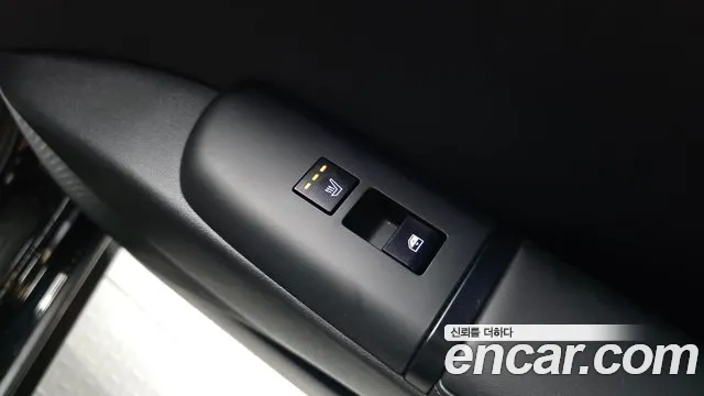 Hyundai Grandeur Grandeur (GN7) 3.5 Бензин 4WD — Фото автомобиля 14