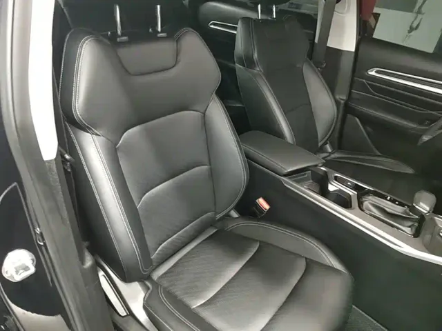 Geely Emgrand — Фото автомобиля 24