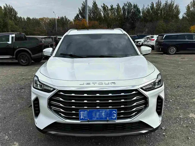 Jetour X70 Plus — Фото автомобиля 2
