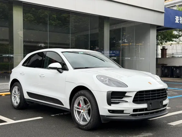 Porsche Macan — Фото автомобиля 3