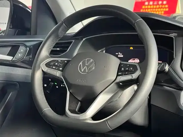 Volkswagen Tharu — Фото автомобиля 10