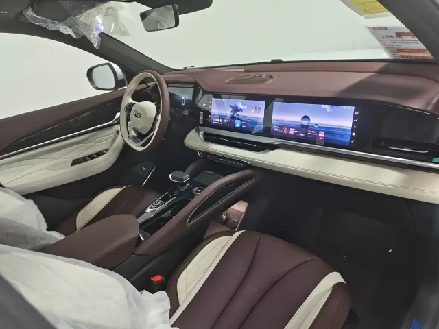 Geely Xingyue L — Фото автомобиля 4