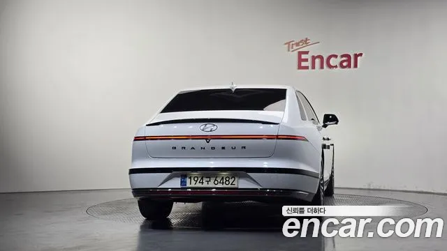 Hyundai Grandeur — Фото автомобиля 4