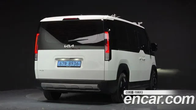 Kia PV5 — Фото автомобиля 2