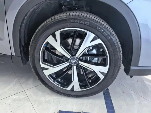 BYD Song Pro — Фото автомобиля 6