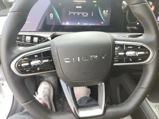 Chery Arrizo 8 — Фото автомобиля 10
