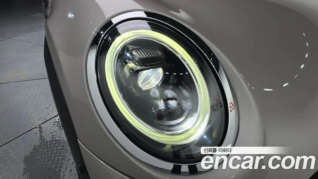 Mini Cooper Cooper 5 дверей Classic — Фото автомобиля 21