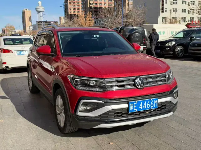 Volkswagen T-Cross — Фото автомобиля 3