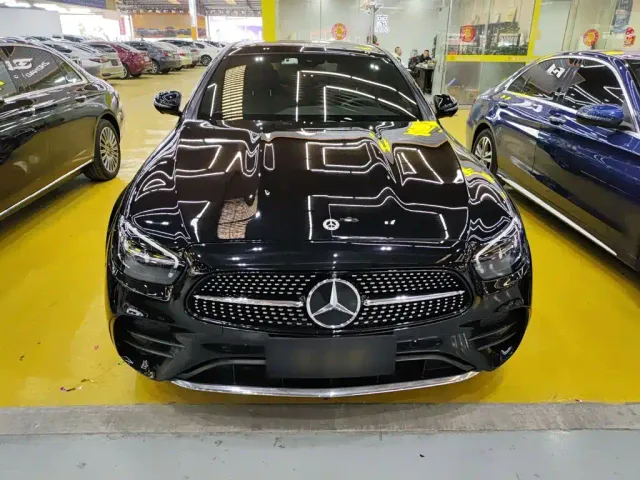 Mercedes-Benz E-Class — Фото автомобиля 18