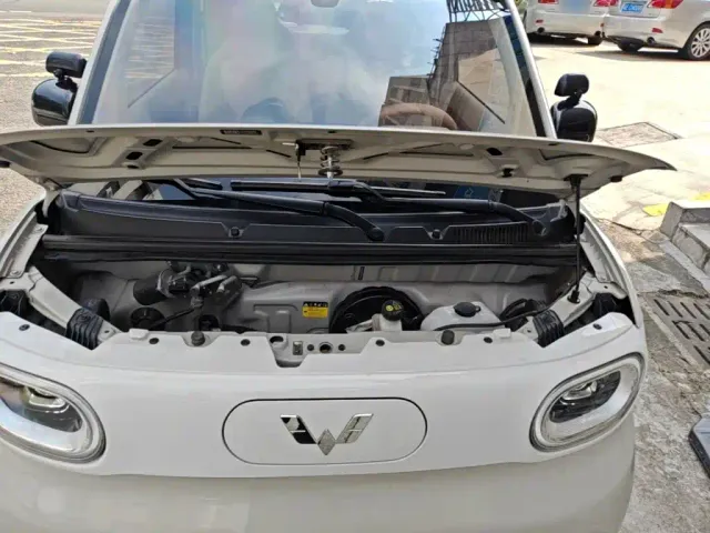 Wuling Hongguang Mini EV — Фото автомобиля 19
