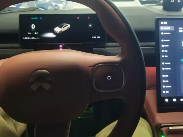 Nio EC7 — Фото автомобиля 12