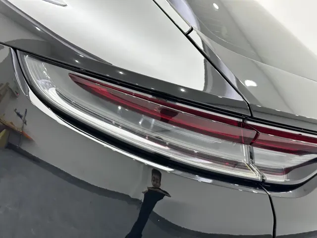 Porsche Panamera — Фото автомобиля 18