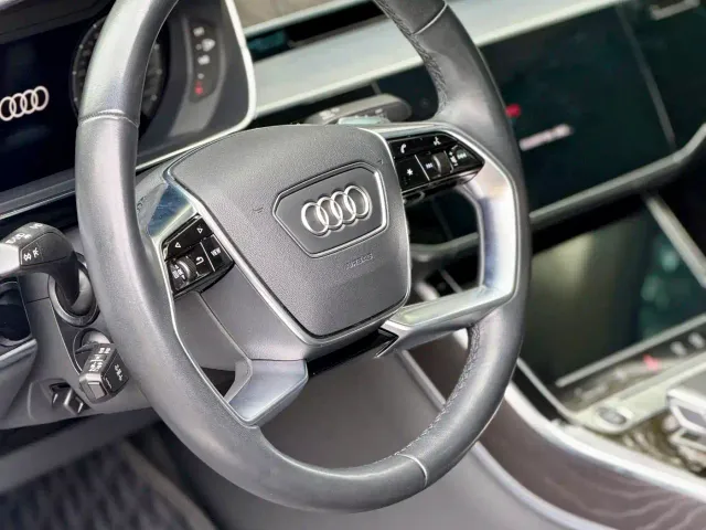 Audi A8 — Фото автомобиля 4