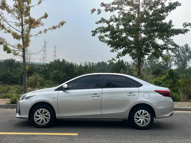 Toyota Vios — Фото автомобиля 15