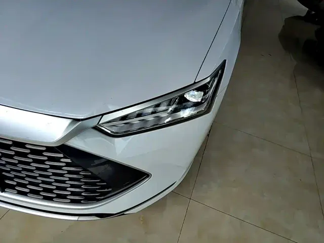 BYD Qin PLUS — Фото автомобиля 23